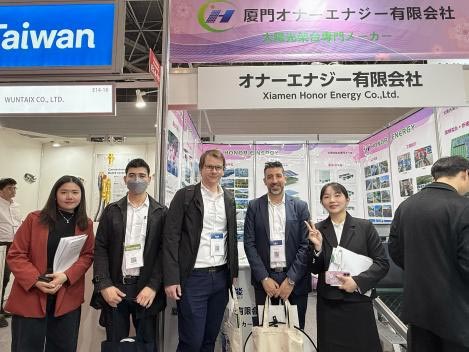 Flores cerasi in Iaponia, cum honores rediens