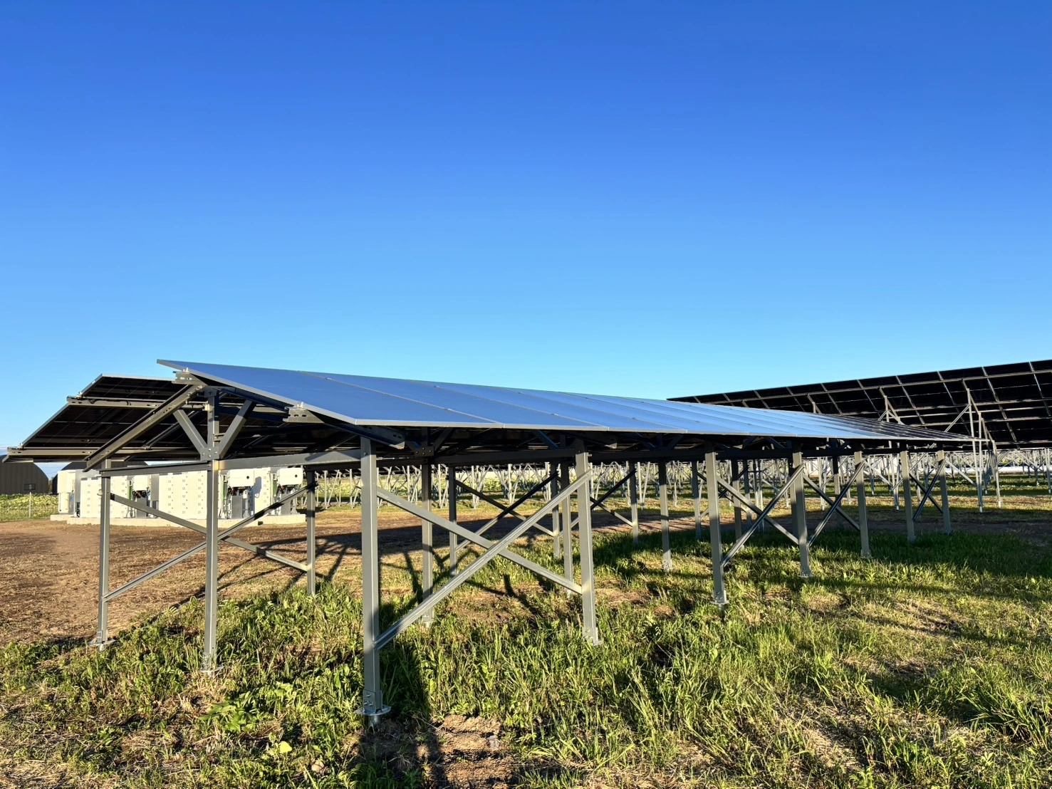 Agri-PV CONSERVATORIUM: Dual deducuntur ex una terra
